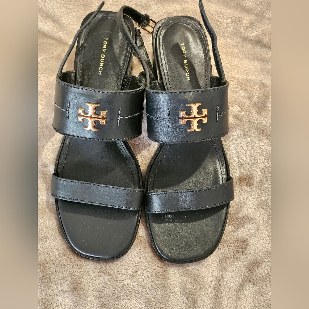 Never Worn Tory Burch Black and Gold Sandals